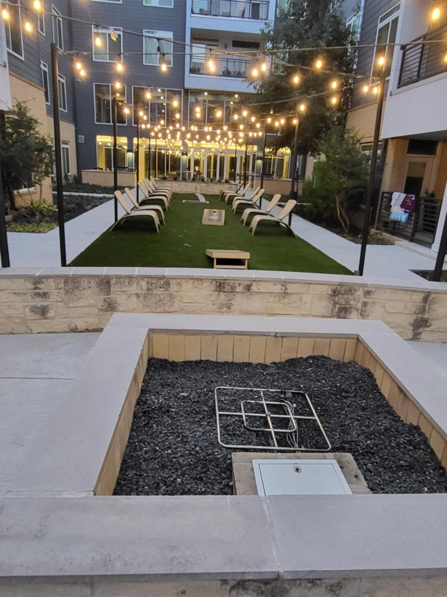 Beautiful Condo On Riverwalk W King Ste Free Parking Pet Friendly Centrally Located On The Riverwalk San Antonio Exterior photo